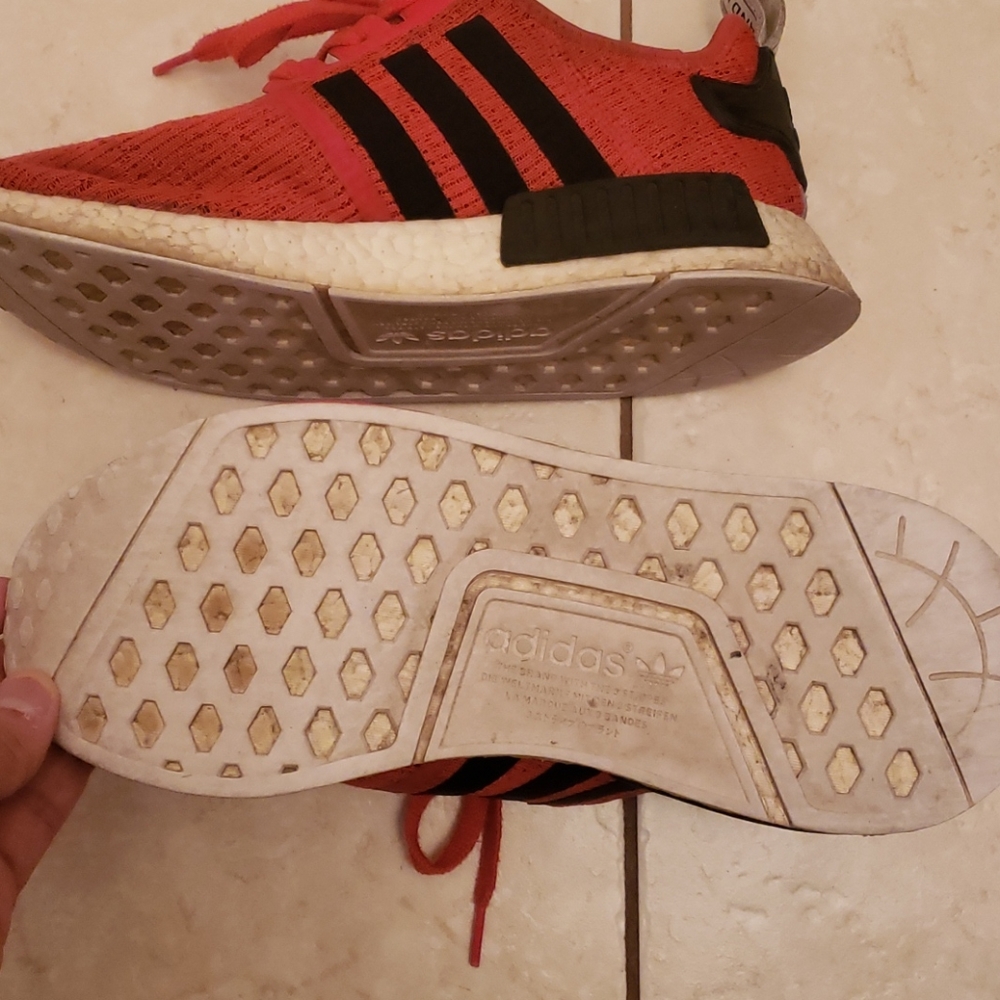 Sneakers - Picture 2 of 3